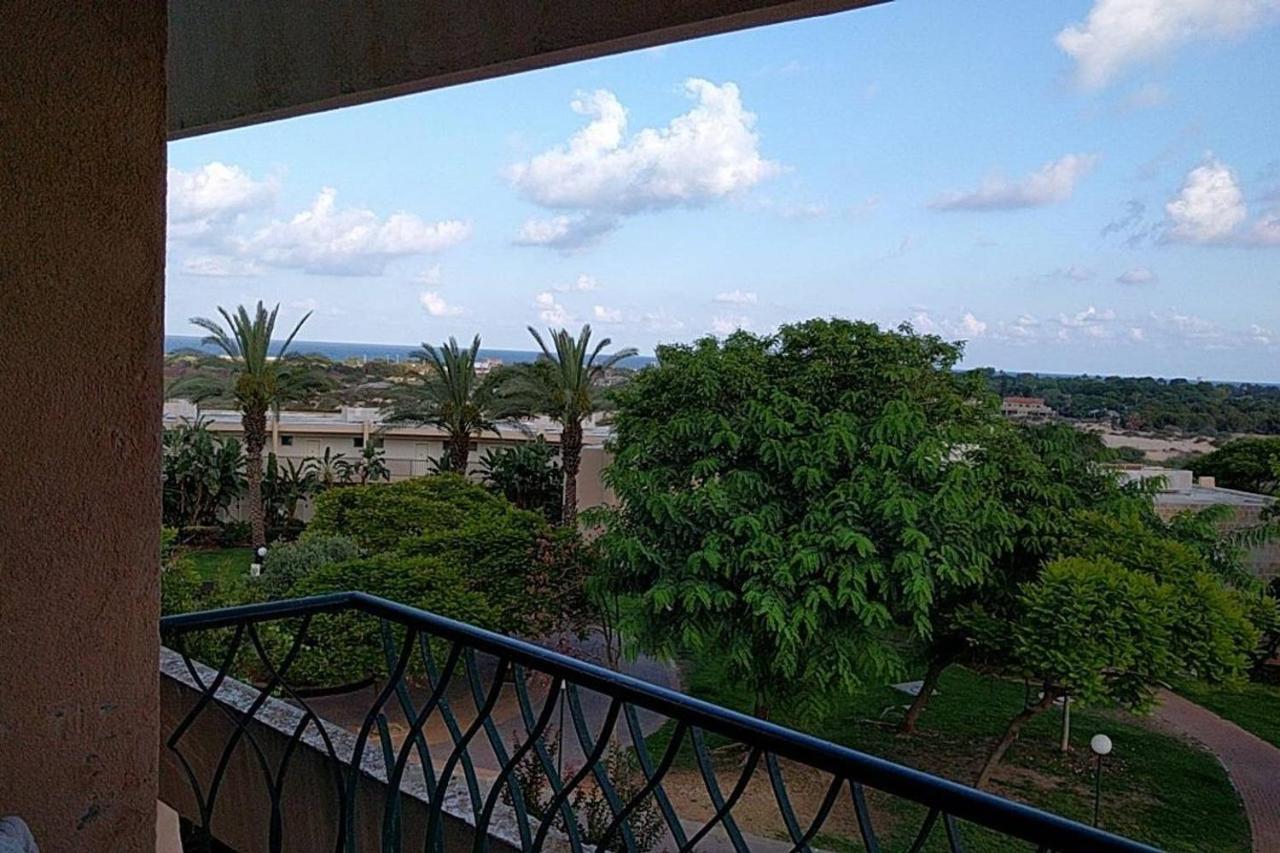 Caesars Place Sea View 2Br Neot Golf Caesarea Eksteriør billede